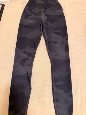 ALO legging camouflage
